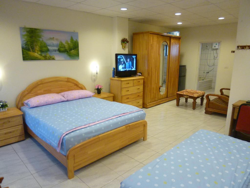 Sun Moon Star Hostel Budai Екстер'єр фото