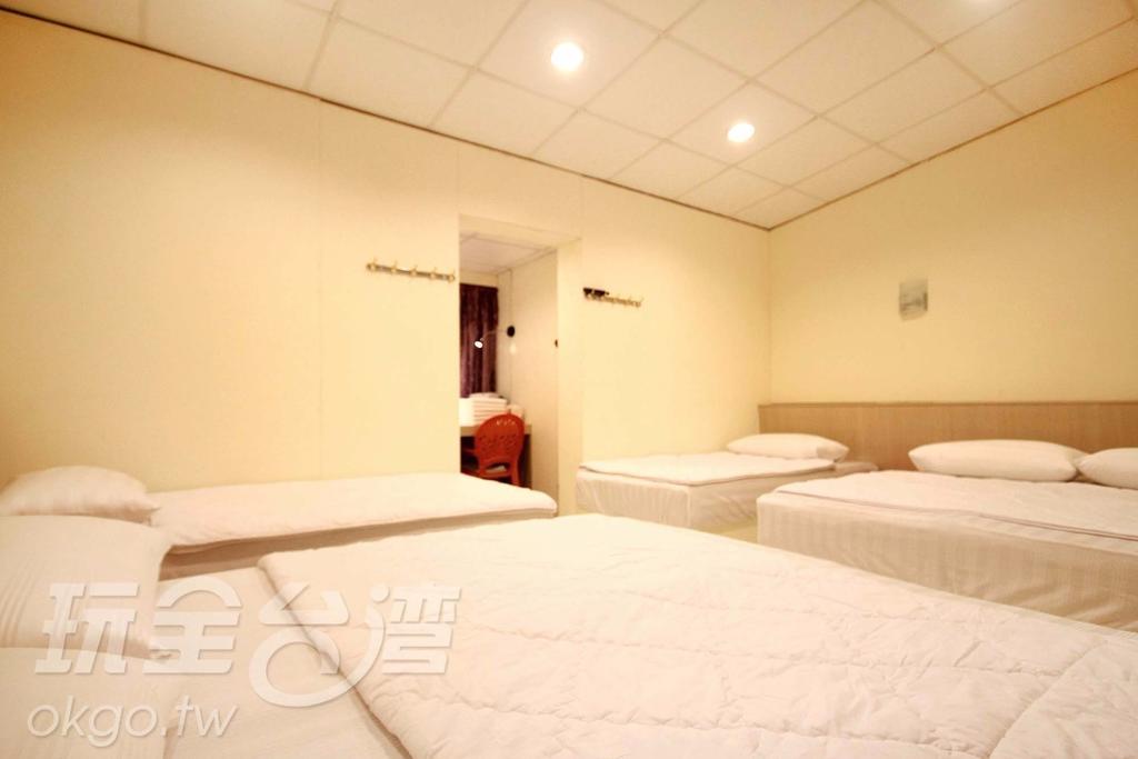 Sun Moon Star Hostel Budai Екстер'єр фото