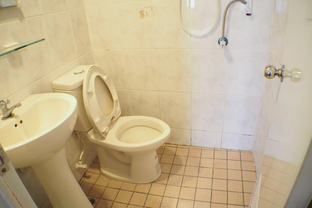 Sun Moon Star Hostel Budai Екстер'єр фото